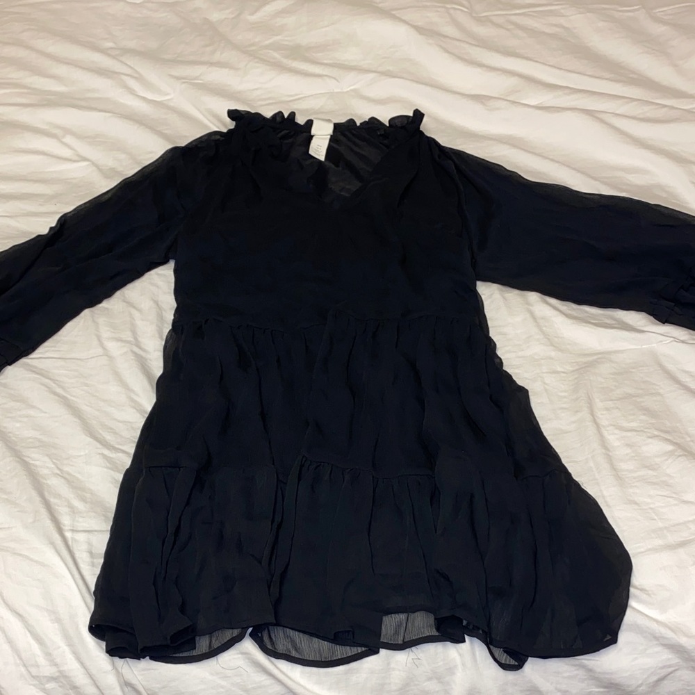 H&M Black Ruffled Women's Blouse